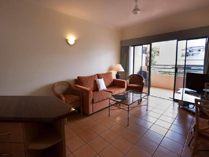 Mid City Luxury Suites Cairns Exteriör bild